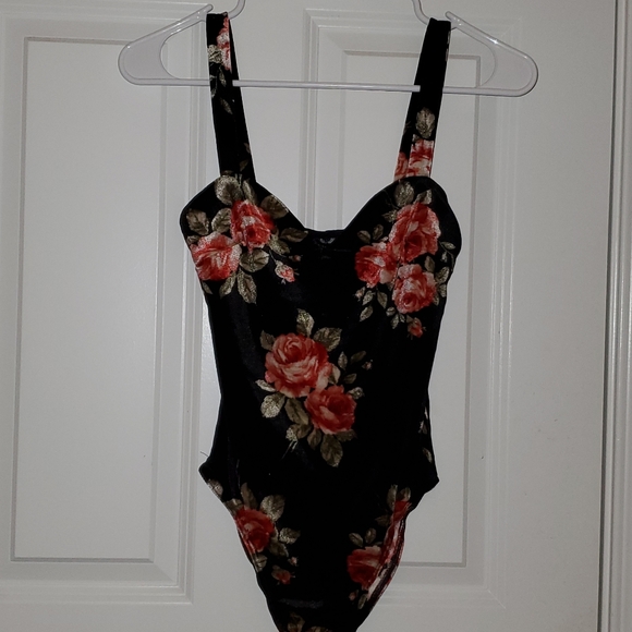 Bodysuit - Picture 1 of 8